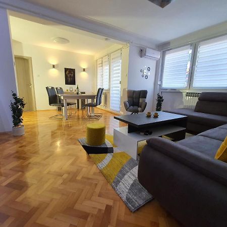 Nasice Apartment Pallaton מראה חיצוני תמונה