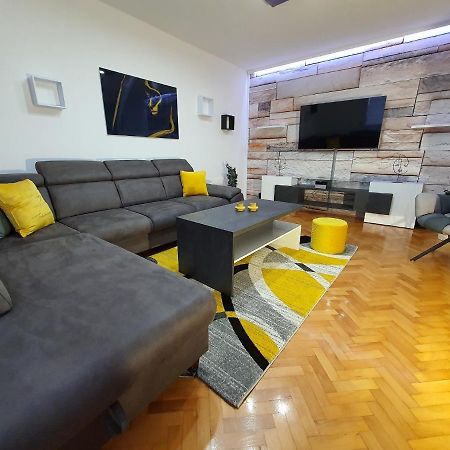 Nasice Apartment Pallaton מראה חיצוני תמונה