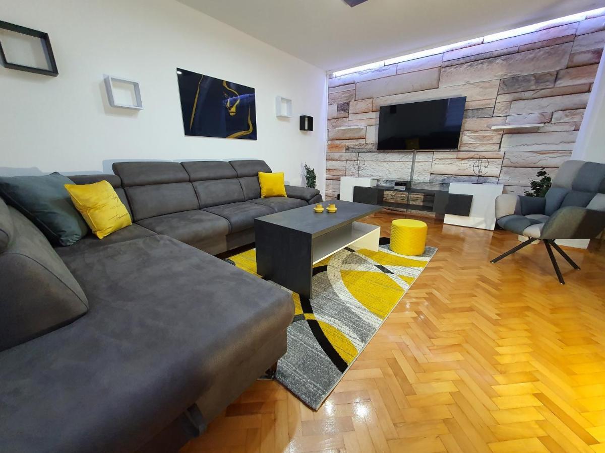 Nasice Apartment Pallaton מראה חיצוני תמונה