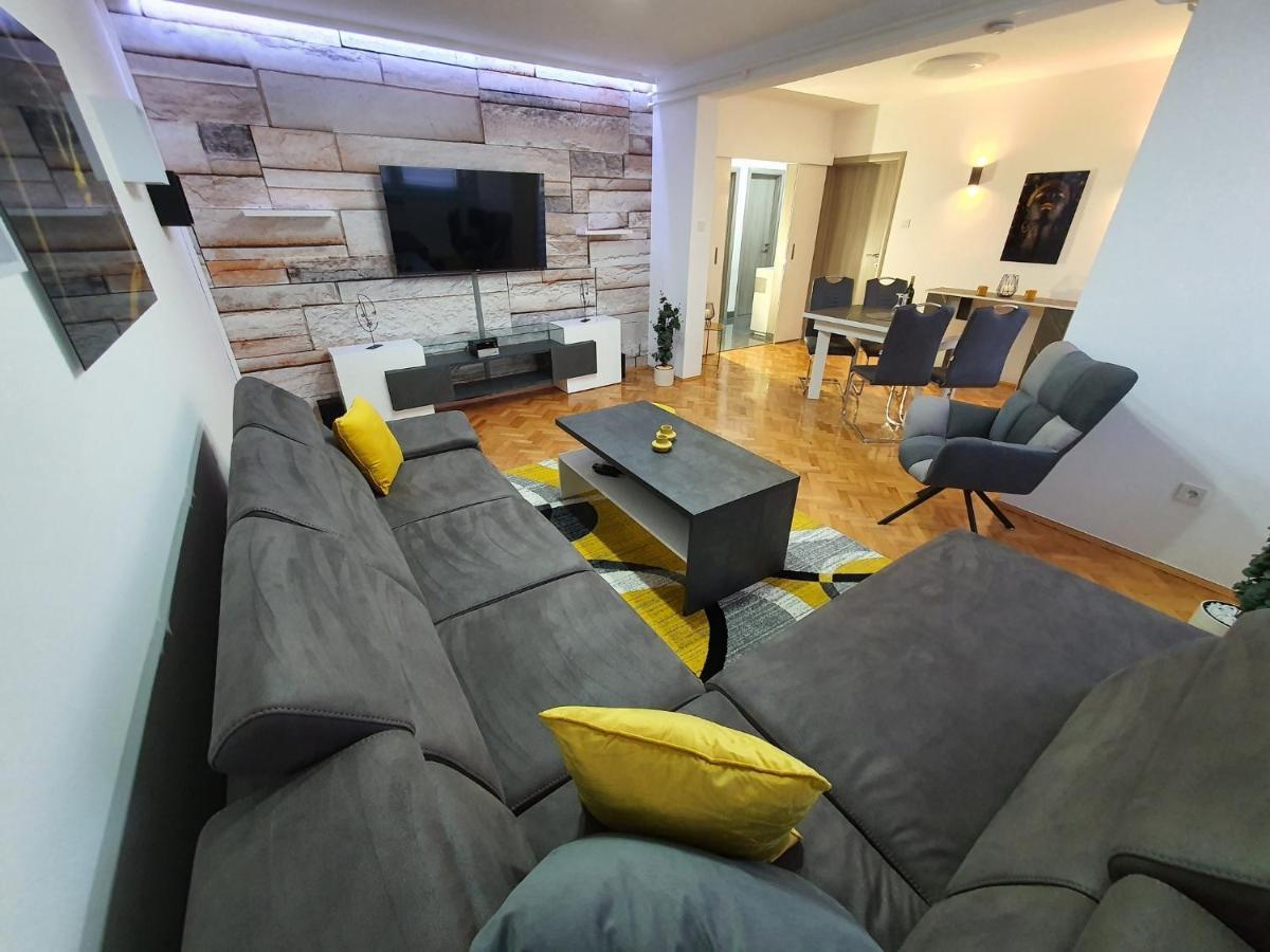 Nasice Apartment Pallaton מראה חיצוני תמונה