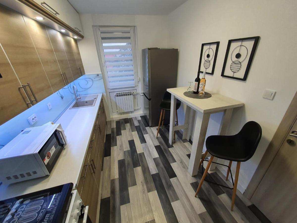 Nasice Apartment Pallaton מראה חיצוני תמונה